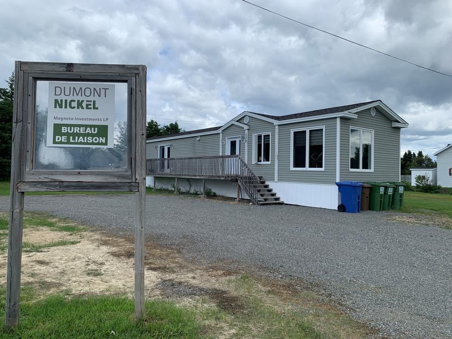 Bureau de Dumont Nickel à Launay