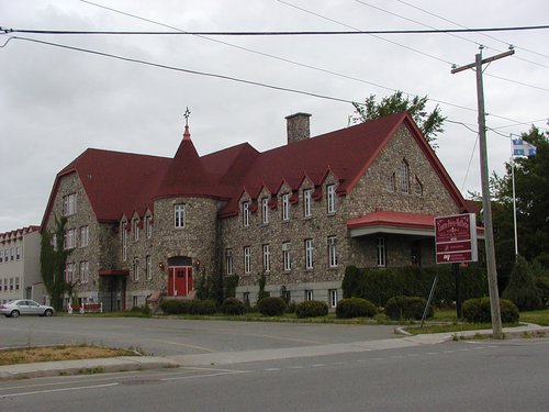 (Cegep) École Frère-Moffet.JPG