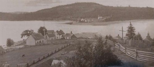 Duhamel-Ouest-Fort-Témiscamingue Obadjiwan et Mission Saint-Claude, en 1887 (Tirée du livre Duhamel-Ouest... Les gens font sa richesse 1911 - 2011) (1).JPEG