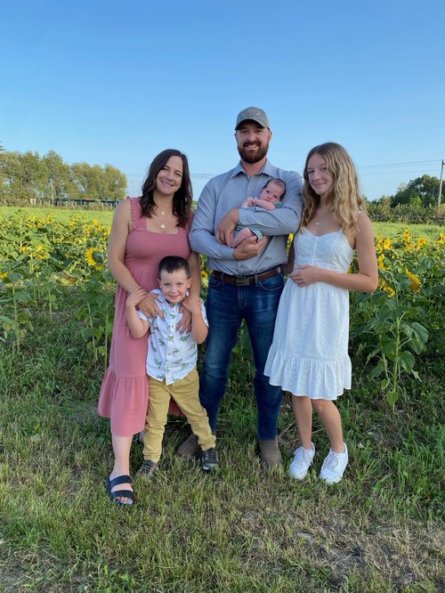 Famille Charles Bélanger.jpeg