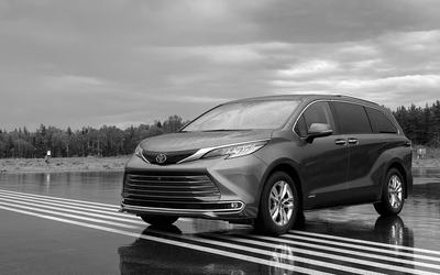 Toyota Sienna 2021.jpeg