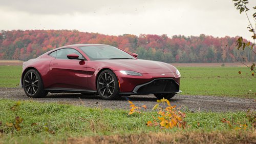 aston martin vantage 2020-1.jpg